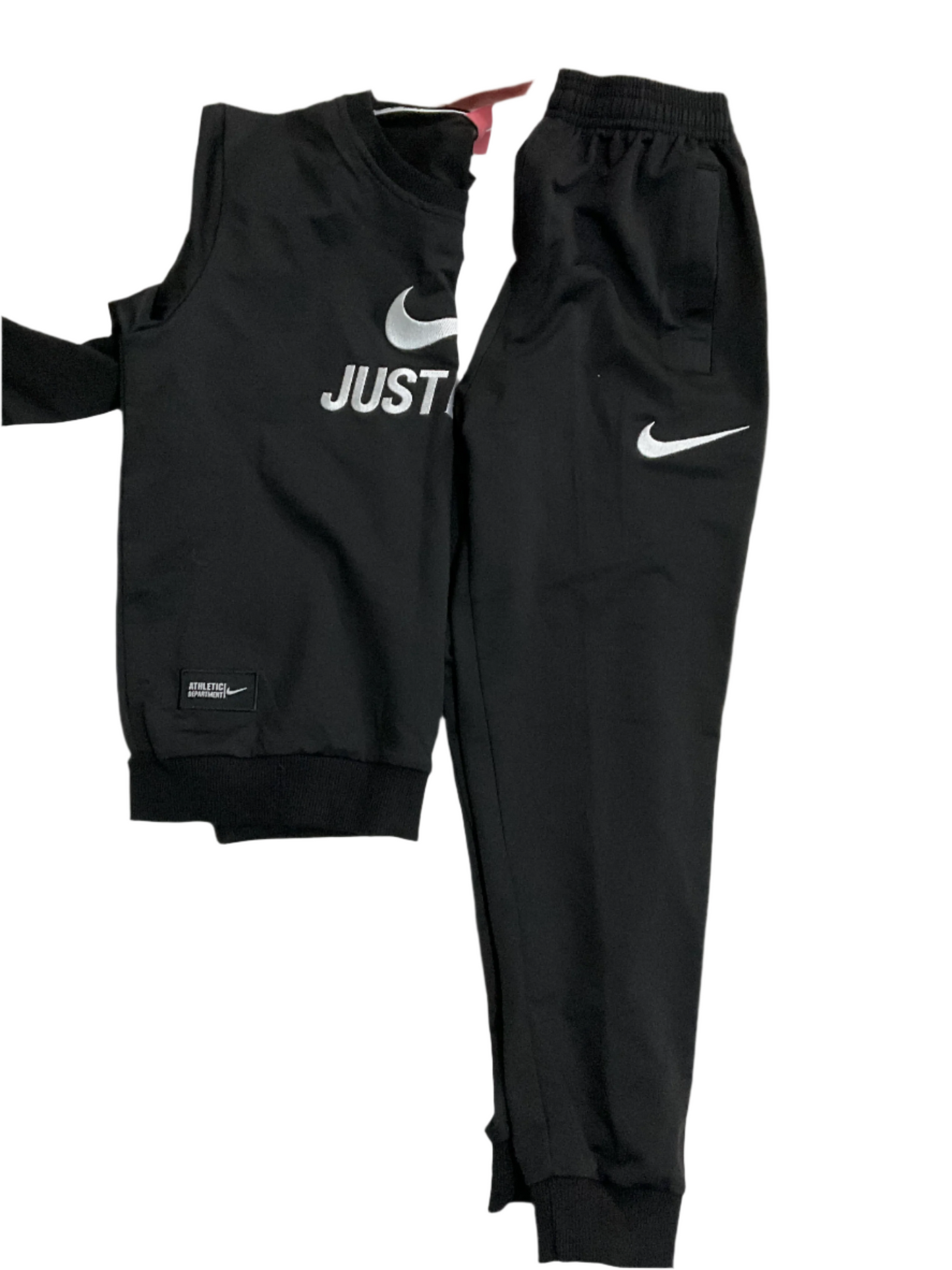 A unisex nike tracksuit